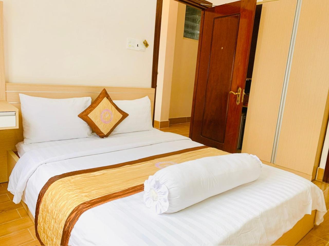Phuc Hung Hotel Rạch Giá Zewnętrze zdjęcie