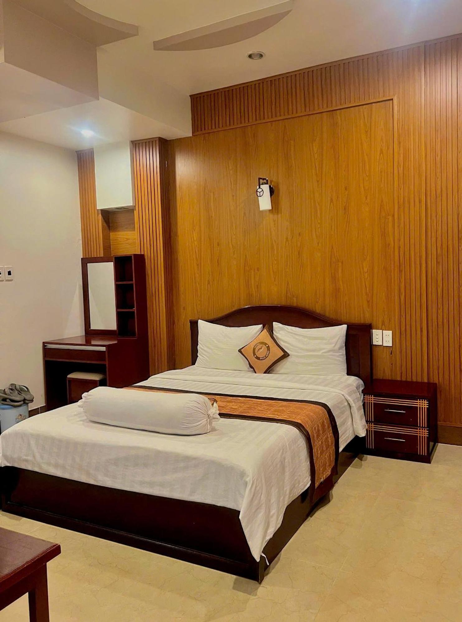 Phuc Hung Hotel Rạch Giá Zewnętrze zdjęcie